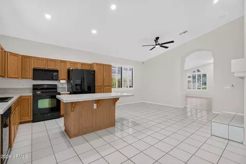 Kitchen - 3750 E Irwin Ave, Mesa, AZ 85206 photo 3 of 8
