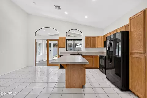 Kitchen - 3750 E Irwin Ave, Mesa, AZ 85206 photo 2 of 8