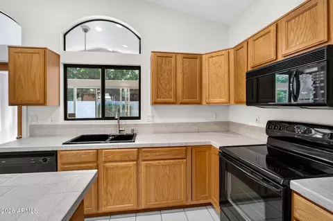 Kitchen - 3750 E Irwin Ave, Mesa, AZ 85206 photo 8 of 8