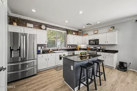 4343 E Vaughn Ave, Gilbert, AZ 85234
