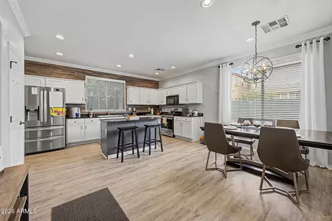 Kitchen - 4343 E Vaughn Ave, Gilbert, AZ 85234 photo 1 of 4