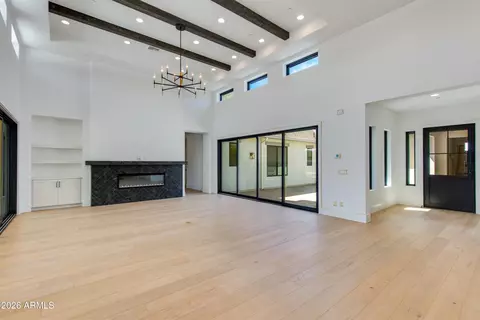 Living - 4041 E Mountain View Rd, Phoenix, AZ 85028 photo 3 of 5