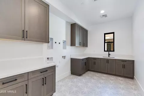 Other - 4041 E Mountain View Rd, Phoenix, AZ 85028 photo 8 of 18