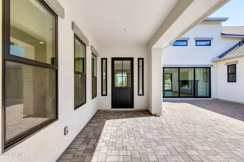 Exterior - 4041 E Mountain View Rd, Phoenix, AZ 85028 photo 4 of 16