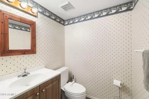 Bath - 4140 E Spring Meadows Cir, Flagstaff, AZ 86004 photo 1 of 2