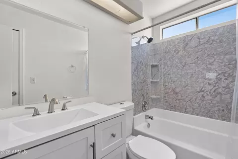 Bath - 1508 E Todd Dr, Tempe, AZ 85283 photo 1 of 1
