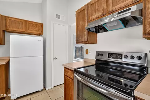Kitchen - 1508 E Todd Dr, Tempe, AZ 85283 photo 4 of 4