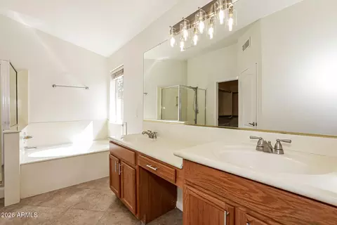 Bath - 1384 E Toledo St, Gilbert, AZ 85295 photo 1 of 3