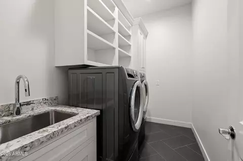 Other - 3927 E Crittenden Ln, Phoenix, AZ 85018 photo 4 of 11