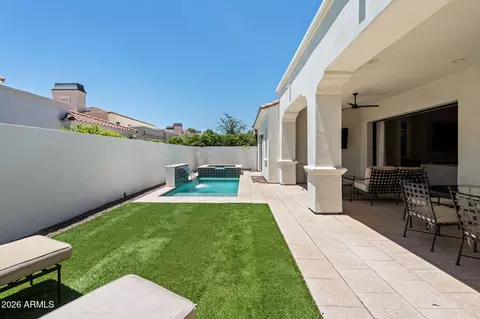 Exterior - 3927 E Crittenden Ln, Phoenix, AZ 85018 photo 5 of 13