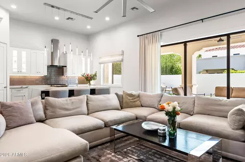 Living - 3927 E Crittenden Ln, Phoenix, AZ 85018 photo 4 of 8