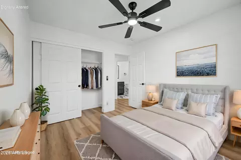 Bedroom - 916 E Harwell Rd, Phoenix, AZ 85042 photo 5 of 6