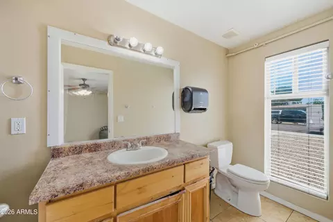 Bath - 918 E Millett Ave, Mesa, AZ 85204 photo 4 of 4