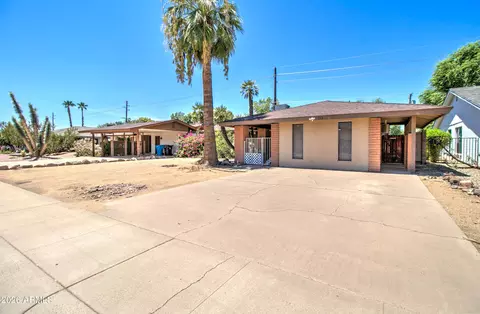Exterior - 7130 N 23rd Ave, Phoenix, AZ 85021 photo 2 of 13