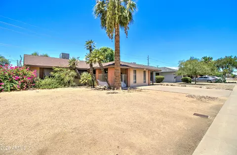 Exterior - 7130 N 23rd Ave, Phoenix, AZ 85021 photo 2 of 12
