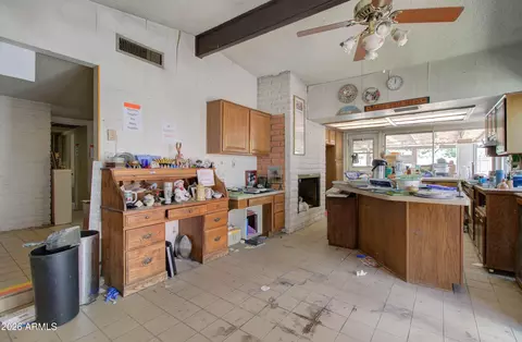 Kitchen - 7130 N 23rd Ave, Phoenix, AZ 85021 photo 2 of 5