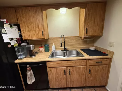 Kitchen - 1510 E Dolphin Ave, Mesa, AZ 85204 photo 3 of 7