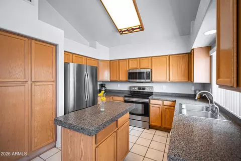 Kitchen - 713 W Johnson Dr, Gilbert, AZ 85233 photo 3 of 5