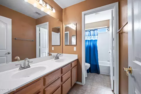 Bath - 713 W Johnson Dr, Gilbert, AZ 85233 photo 2 of 5