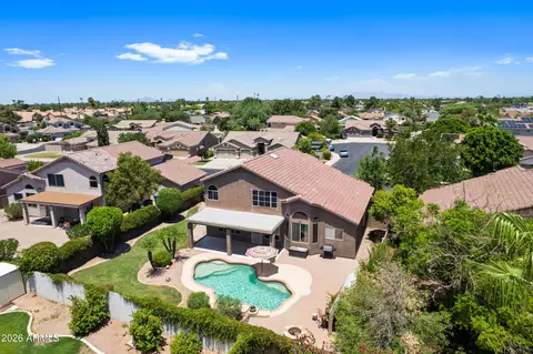 View/Area - 713 W Johnson Dr, Gilbert, AZ 85233 photo 5 of 8