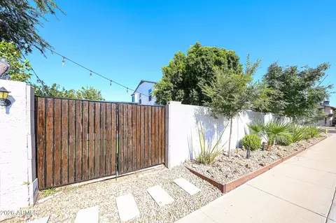 Exterior - 1502 E Wescott Dr, Phoenix, AZ 85024 photo 13 of 14