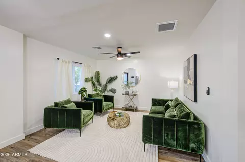 Living - 5330 N 18th St, Phoenix, AZ 85016 photo 2 of 3