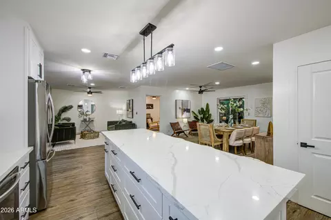 Kitchen - 5330 N 18th St, Phoenix, AZ 85016 photo 6 of 6