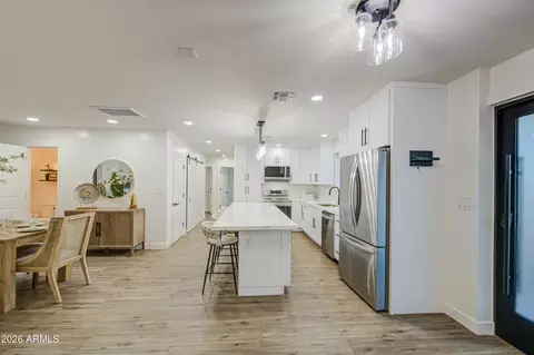Entry Way - 5330 N 18th St, Phoenix, AZ 85016 photo 1 of 1