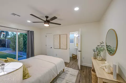 Bedroom - 5330 N 18th St, Phoenix, AZ 85016 photo 1 of 6