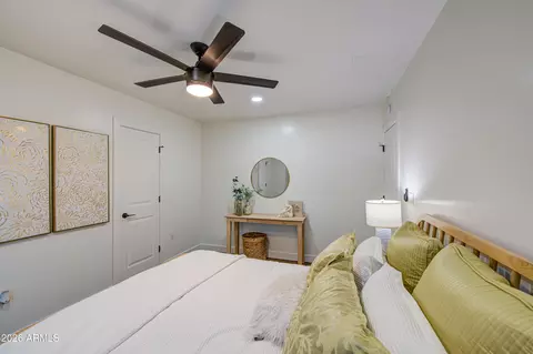 Bedroom - 5330 N 18th St, Phoenix, AZ 85016 photo 4 of 6