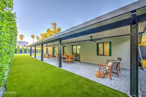 Exterior - 5330 N 18th St, Phoenix, AZ 85016 photo 7 of 10