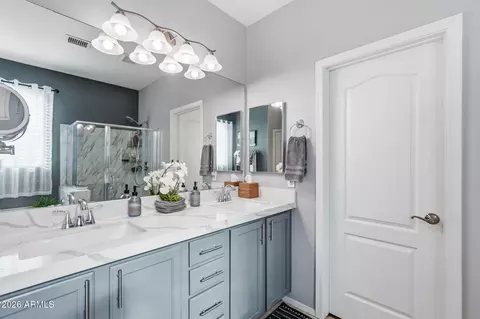 Bath - 9506 E Kilarea Ave, Mesa, AZ 85209 photo 2 of 4