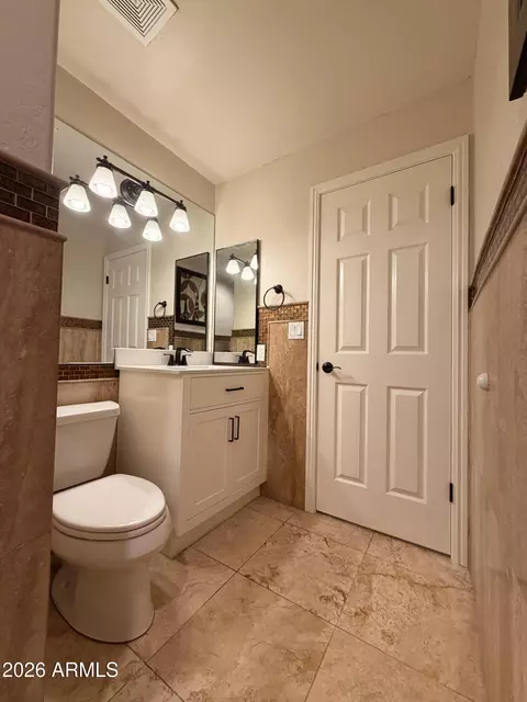 Bath - 3436 E Desert Willow Rd, Phoenix, AZ 85044 photo 2 of 4