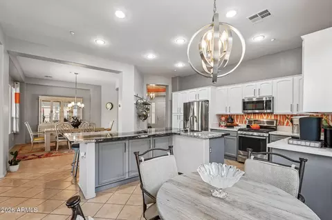 12445 W Fetlock Trl, Peoria, AZ 85383