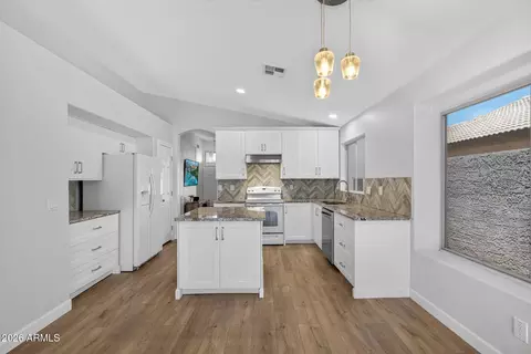 Kitchen - 425 N Windsor --, Mesa, AZ 85213 photo 2 of 4