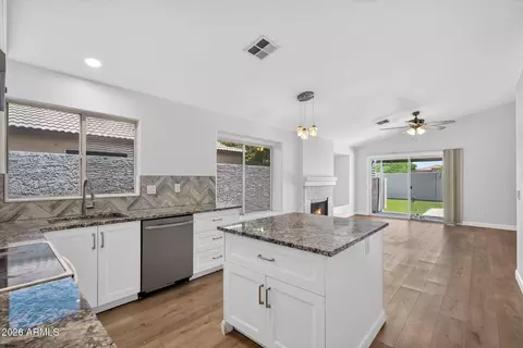 Kitchen - 425 N Windsor --, Mesa, AZ 85213 photo 4 of 4
