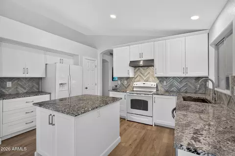 Kitchen - 425 N Windsor --, Mesa, AZ 85213 photo 1 of 4