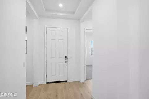 Entry Way - 10227 S 20th Ln, Phoenix, AZ 85041 photo 1 of 4