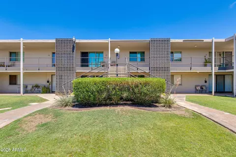 6815 E 2nd St #3, Scottsdale, AZ 85251