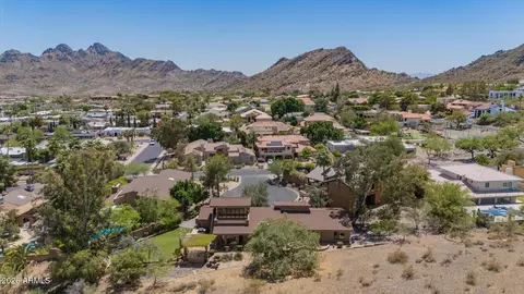 View/Area - 2356 E Cheryl Dr, Phoenix, AZ 85028 photo 1 of 10