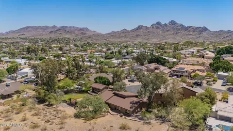 View/Area - 2356 E Cheryl Dr, Phoenix, AZ 85028 photo 4 of 10