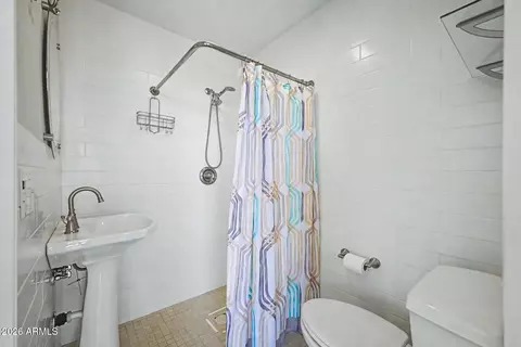 Bath - 2356 E Cheryl Dr, Phoenix, AZ 85028 photo 6 of 6