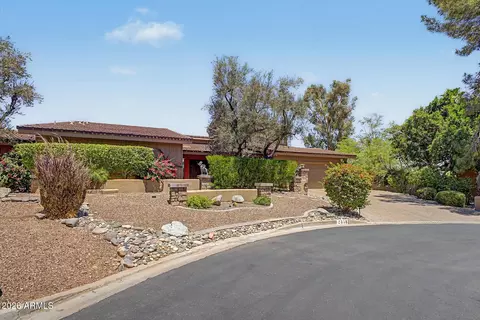 Exterior - 2356 E Cheryl Dr, Phoenix, AZ 85028 photo 3 of 16