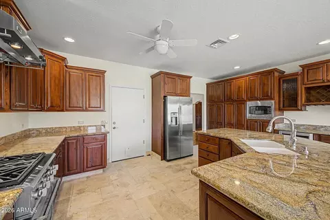 Kitchen - 2356 E Cheryl Dr, Phoenix, AZ 85028 photo 2 of 5
