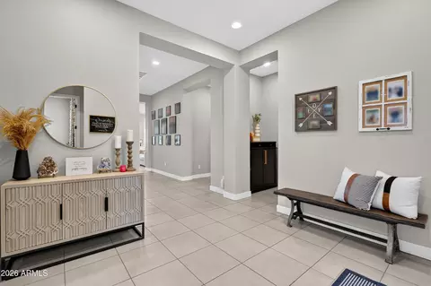 Entry Way - 10704 E Thatcher Ave, Mesa, AZ 85212 photo 2 of 4
