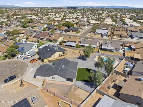 View/Area - 9001 W Berkeley Rd, Phoenix, AZ 85037 photo 2 of 4