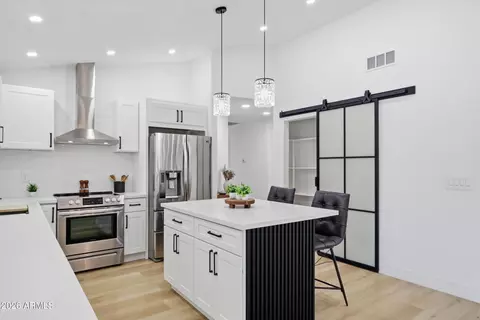Kitchen - 9001 W Berkeley Rd, Phoenix, AZ 85037 photo 3 of 5