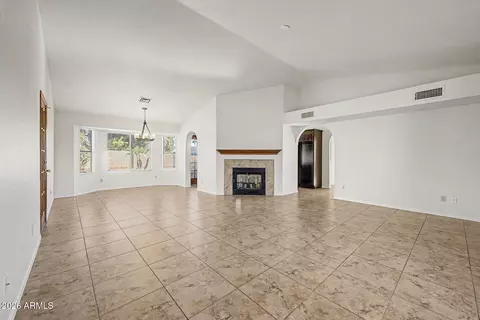 Living - 807 E Aire Libre Ave, Phoenix, AZ 85022 photo 2 of 4