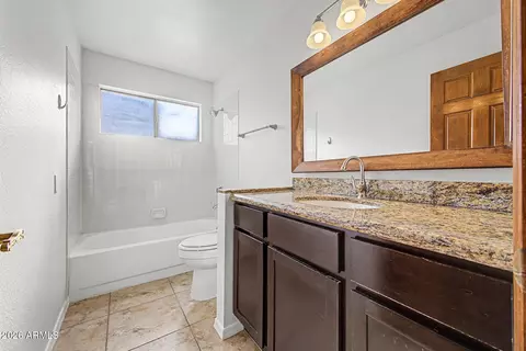 Bath - 807 E Aire Libre Ave, Phoenix, AZ 85022 photo 3 of 3