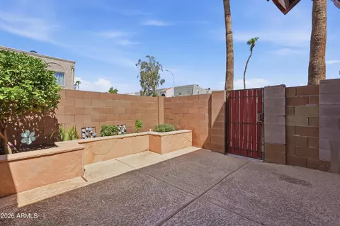 Exterior - 600 S Dobson Rd #6, Mesa, AZ 85202 photo 2 of 3